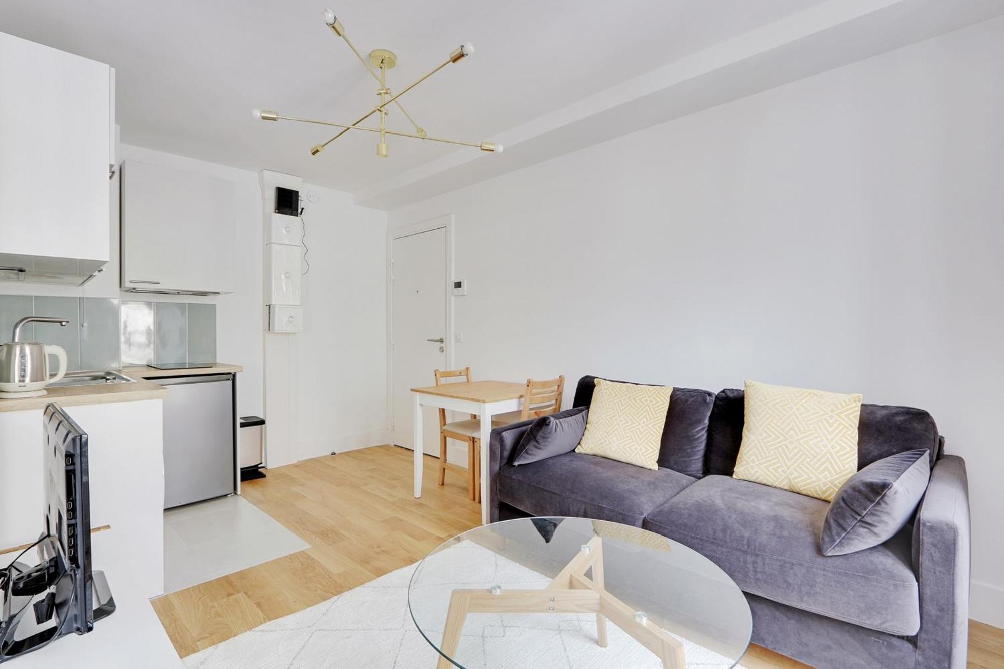 Flexliving - One-bedroom - Leriche Apartment